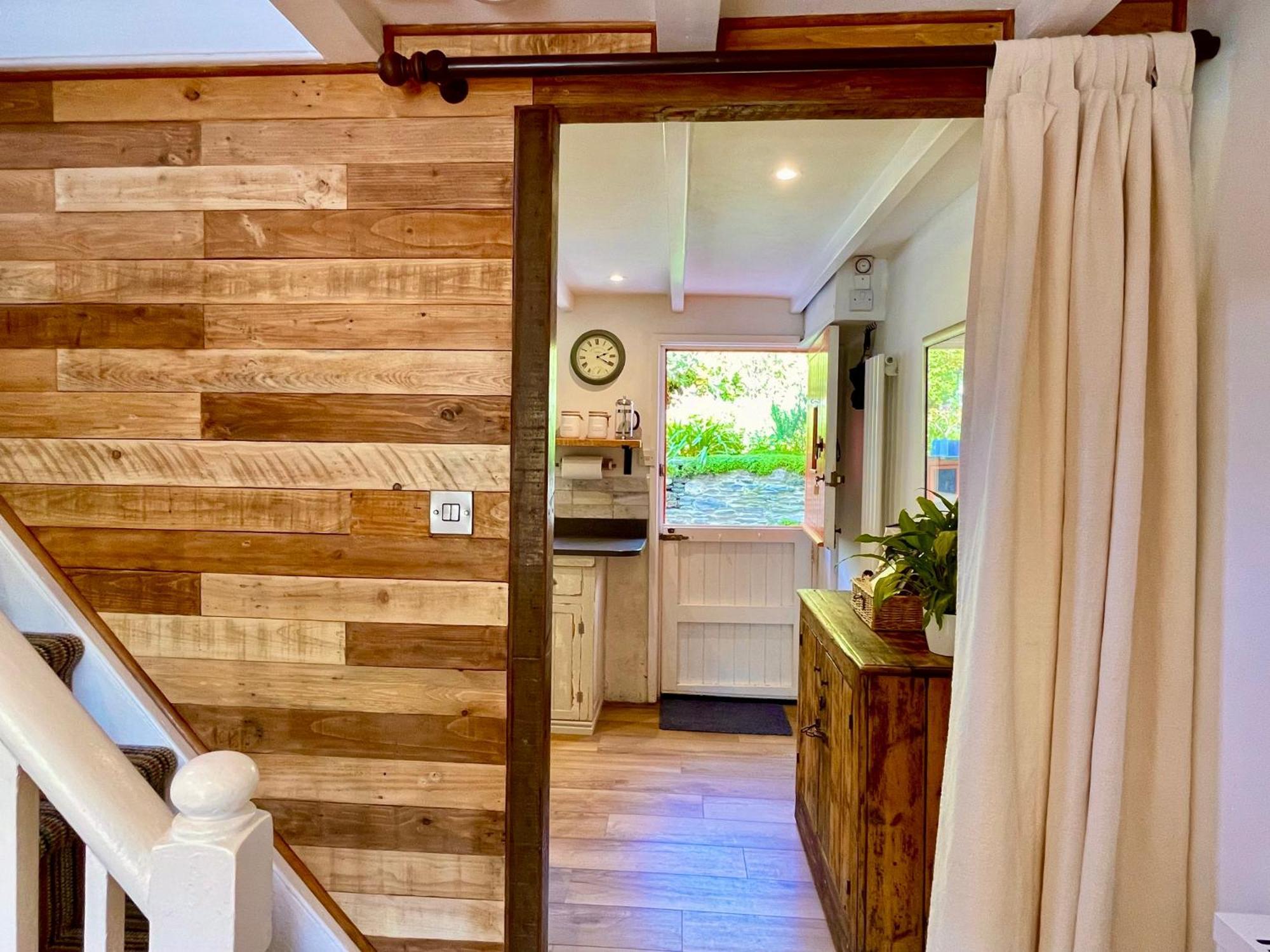 Unique Retreat - 2 Bedroom Cliff Top Cottage With Large Terrace بورتلو المظهر الخارجي الصورة